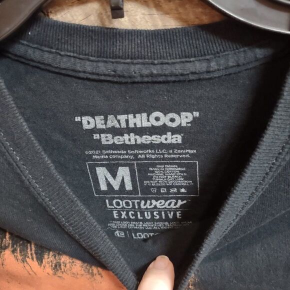 Deathloop Bethesda Men's Black Short Sleeve Shirt Size Medium (M) - Picture 2 of 3